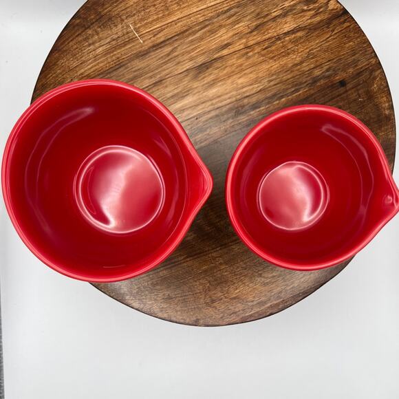 Rae Dunn Disney Pixar Incredibles 4 Piece Red Ceramic Measuring Cup Set New Gift - Picture 11 of 16